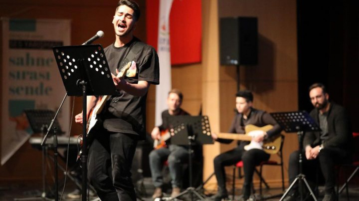Sivas'ta Düzenlenen Ses Yarışmasına Öğrencilerimiz Damga Vurdu