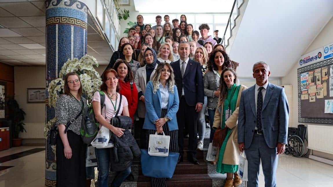 No other world “Başka Dünya Yok”Erasmus Projemiz kapsamında Sivas Belediye Başkanlığına ziyaret gerçekleştirildi