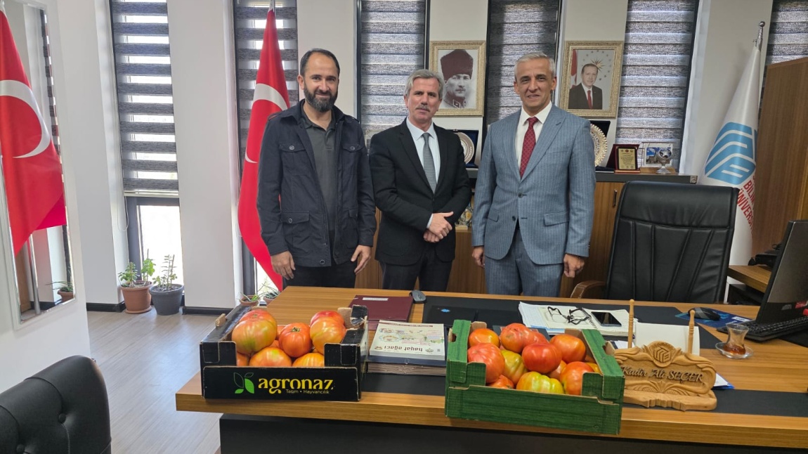 Sivas Bilim ve Teknoloji Üniversitesi Genel Sekreteri Kadir Ali Şeker Ziyaret Edildi